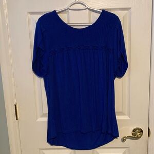 Danielrainn XL Royal blue shirt.